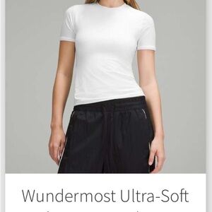 NWT Lululemon Wundermost Ultra-Soft Nulu Hip-Length Crew White Large